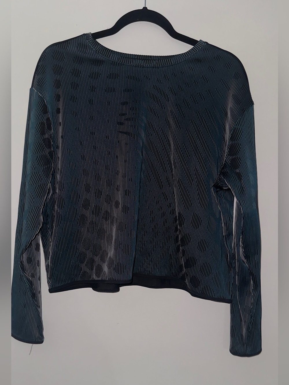 Nike Textured Long-Sleeve Top - Teal and Black